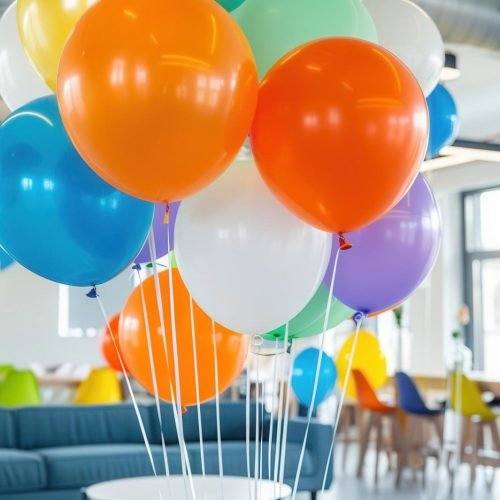 Local decorado con globos de colores organizado por l'Ambient